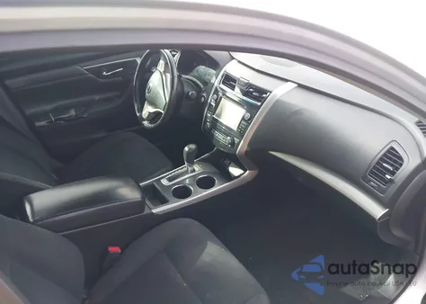 2015 Nissan Altima 2.5 Sv z USA, uszkodzony, nr VIN 1N4AL3AP7FC594074